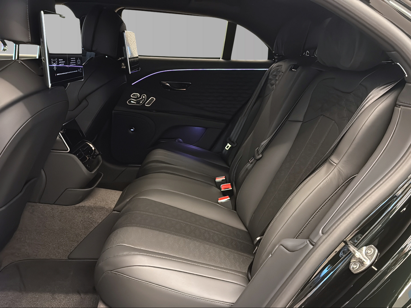 BENTLEY Flying Spur SPEED V8 Hybrid-image-6