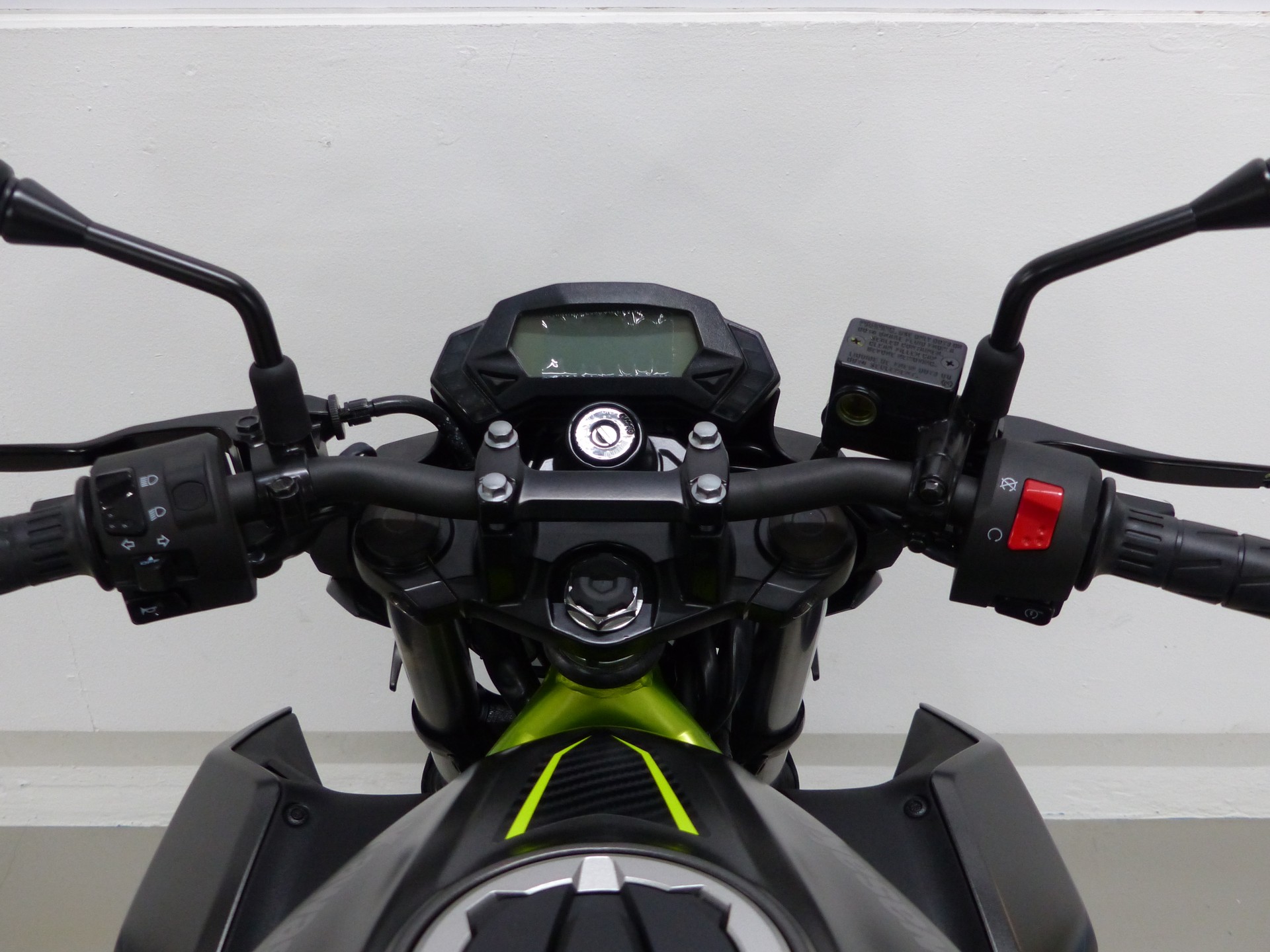 KAWASAKI Z 125 ABS-image-4