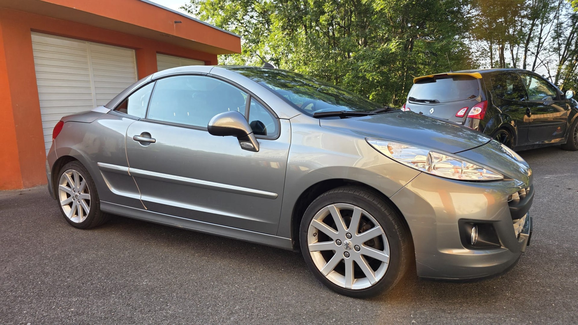 PEUGEOT 207 CC 1.6 16V Roland Garros Automatic-image-7