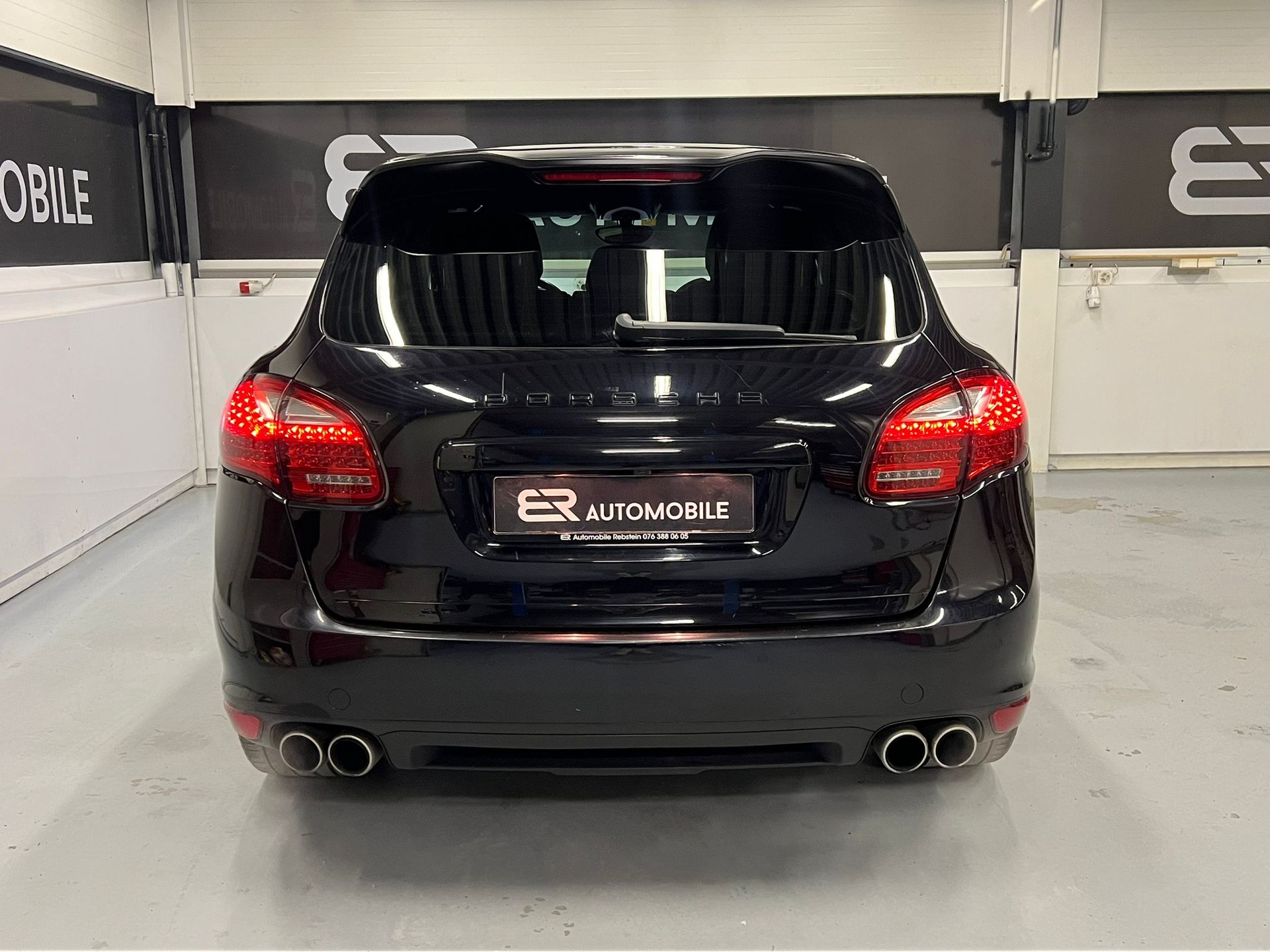 PORSCHE Cayenne Turbo-image-7