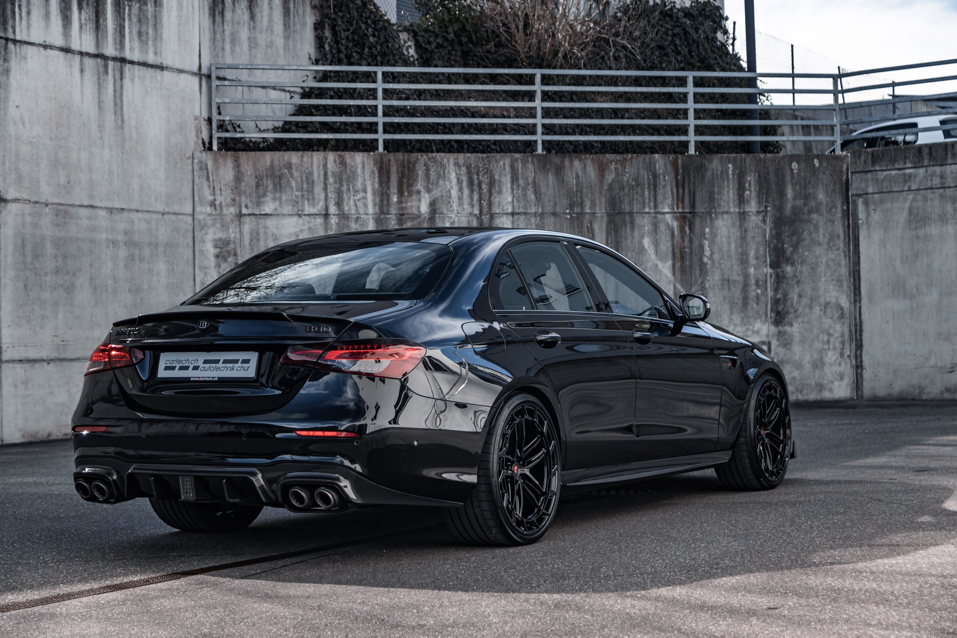 MERCEDES-BENZ Brabus E800 4matic Speedshift 9G-TCT-showroom-element-1
