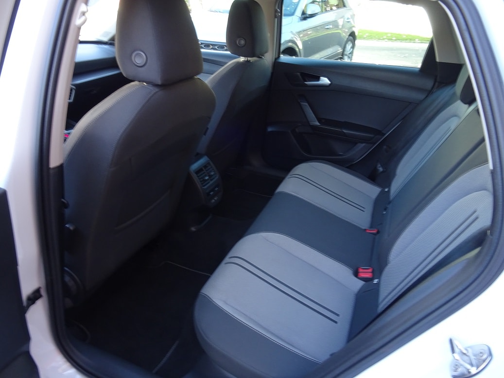 SEAT Leon ST 2.0 TDI Style DSG-image-5