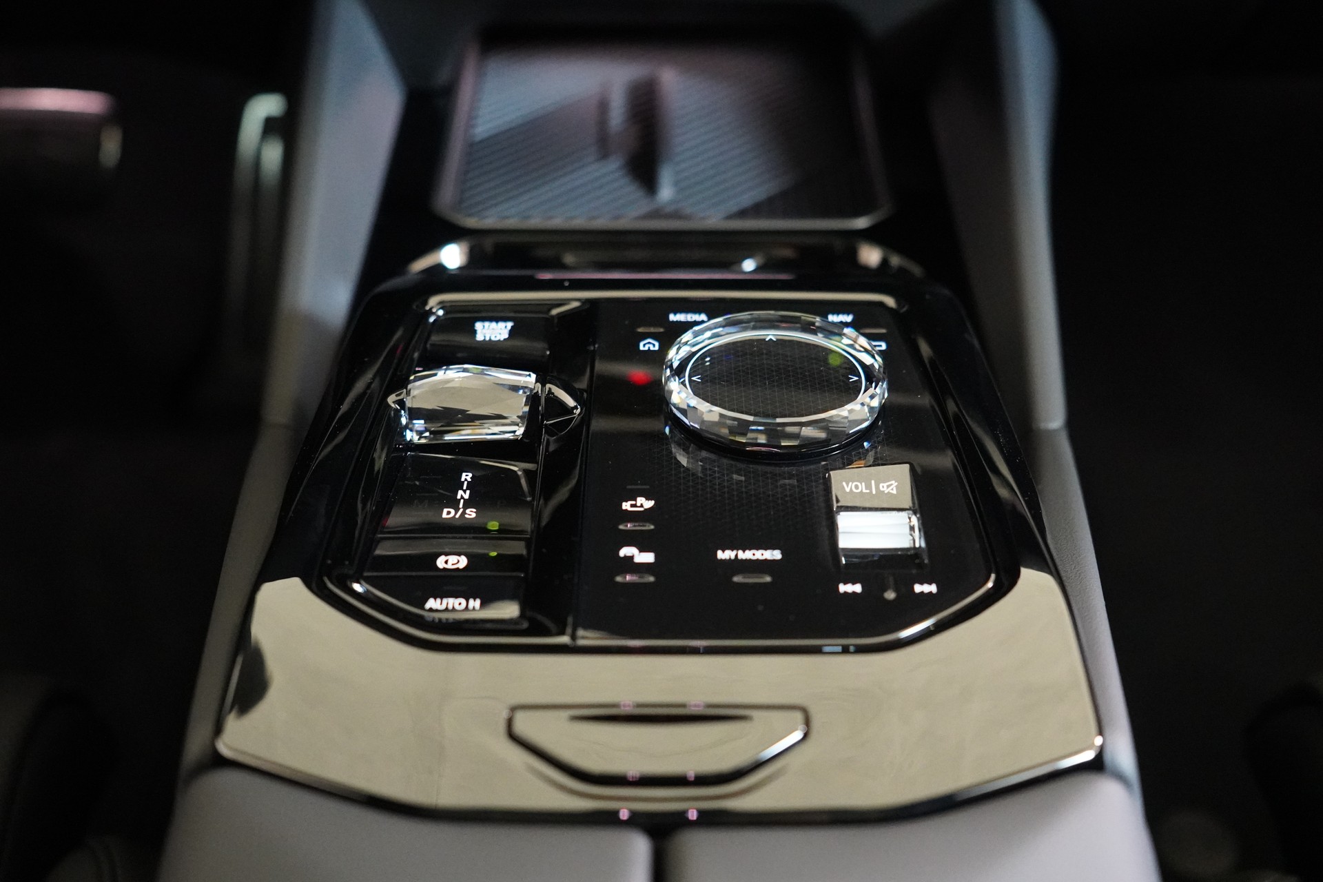 BMW 520d xDrive 48V Touring M Sport Pro Steptronic-image-19