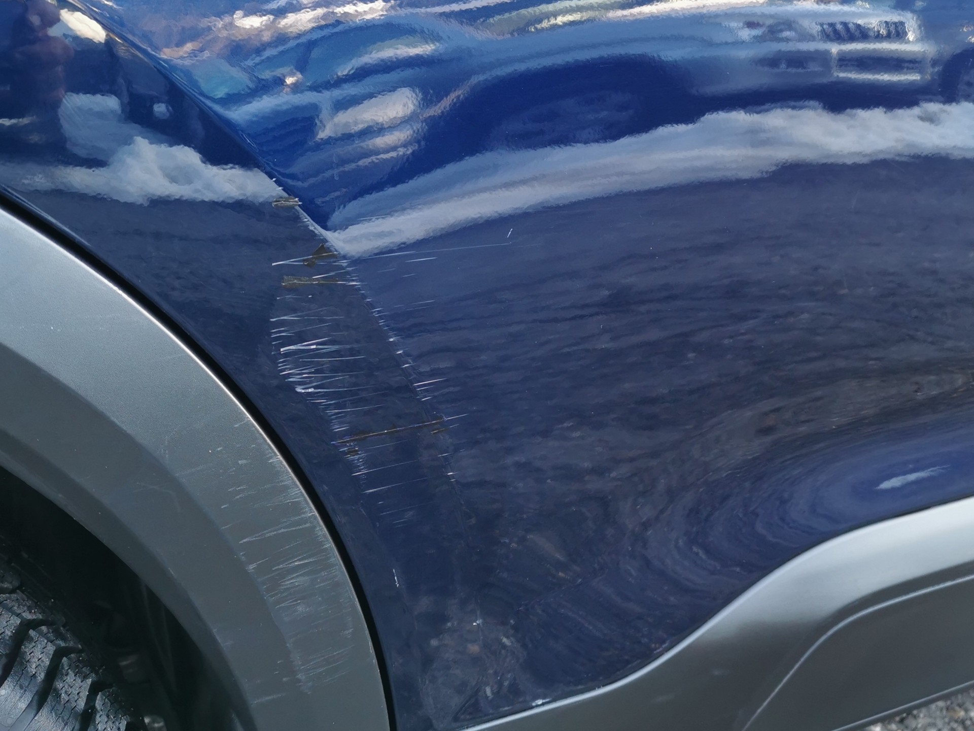 CITROEN C5 Aircross 1.6 PHEV Swiss Edition-image-19