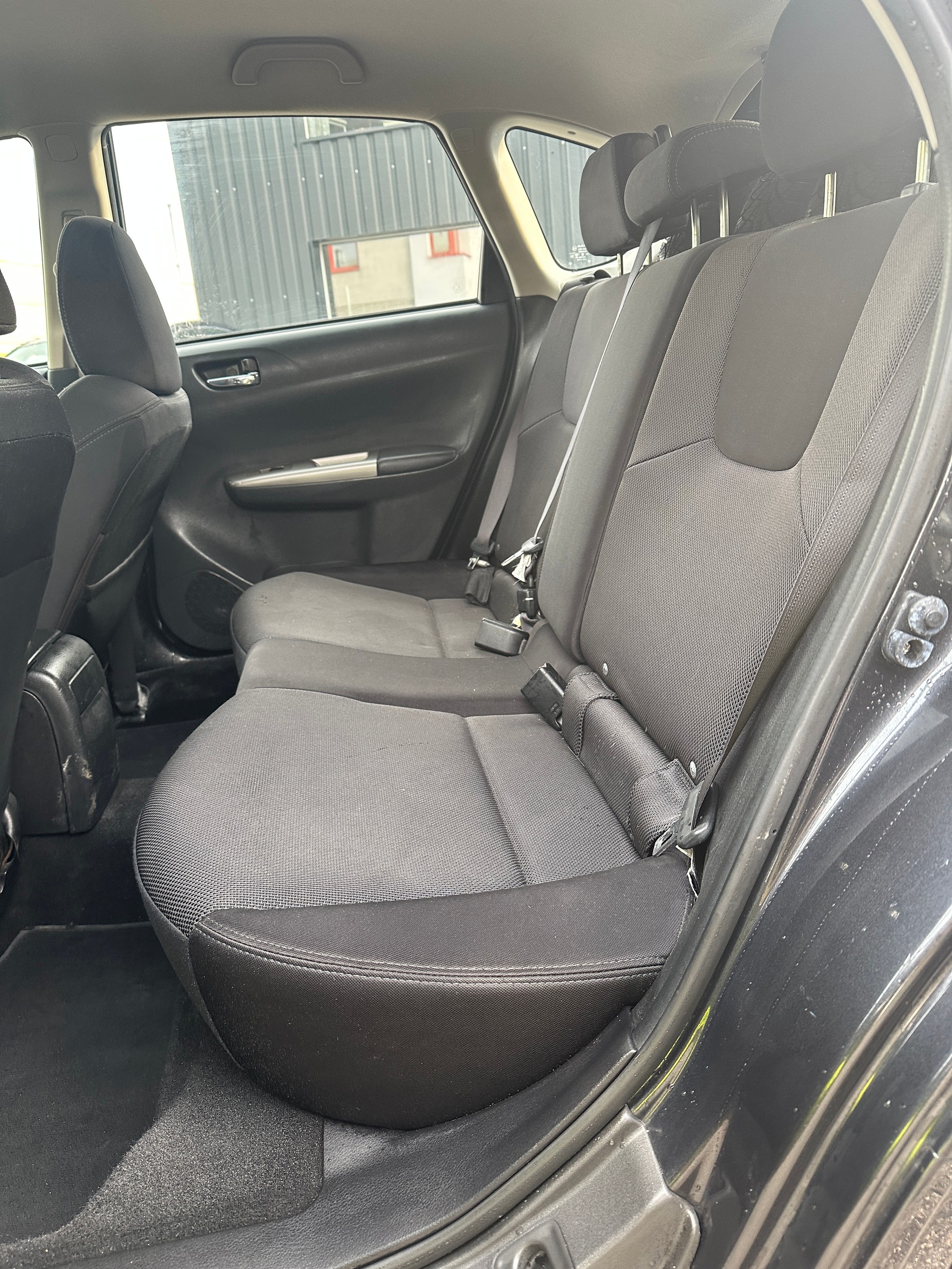 SUBARU Impreza 2.0R Comfort S-image-11