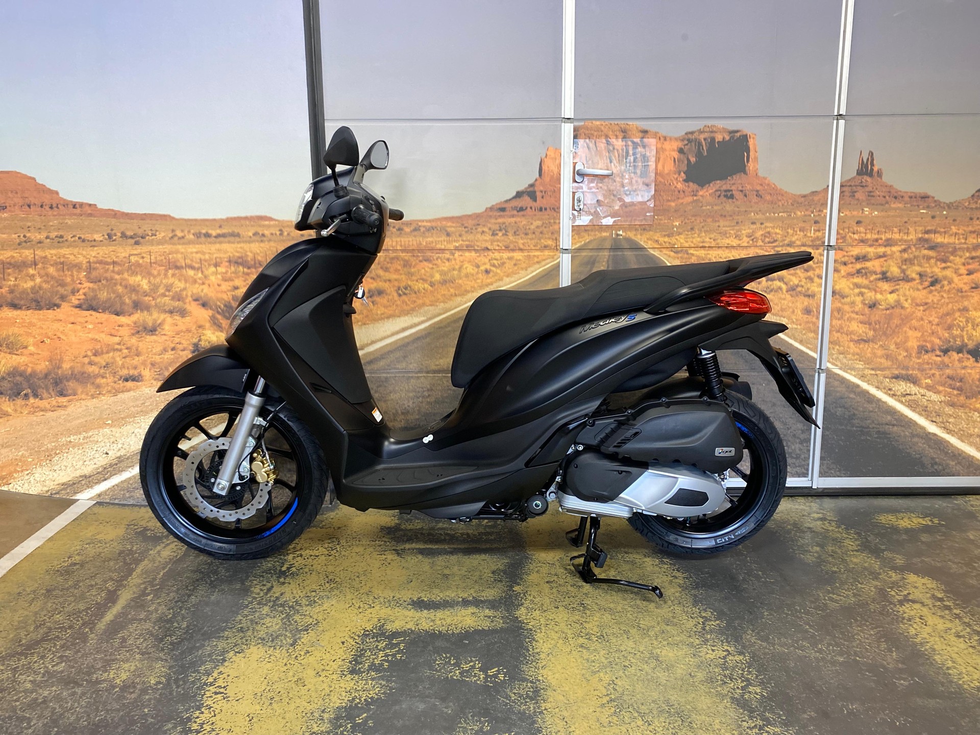 PIAGGIO Medley 125 Sport E5+-image-1