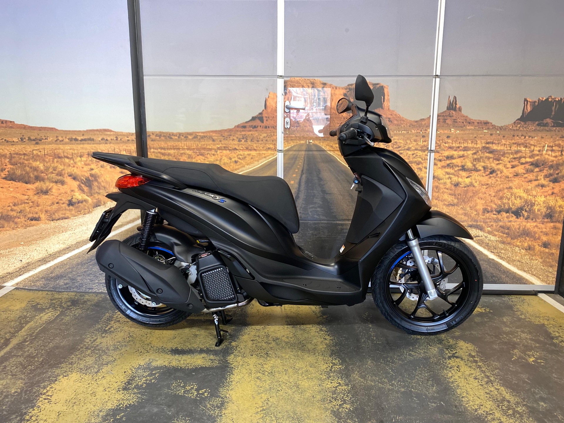 PIAGGIO Medley 125 Sport E5+-image-0