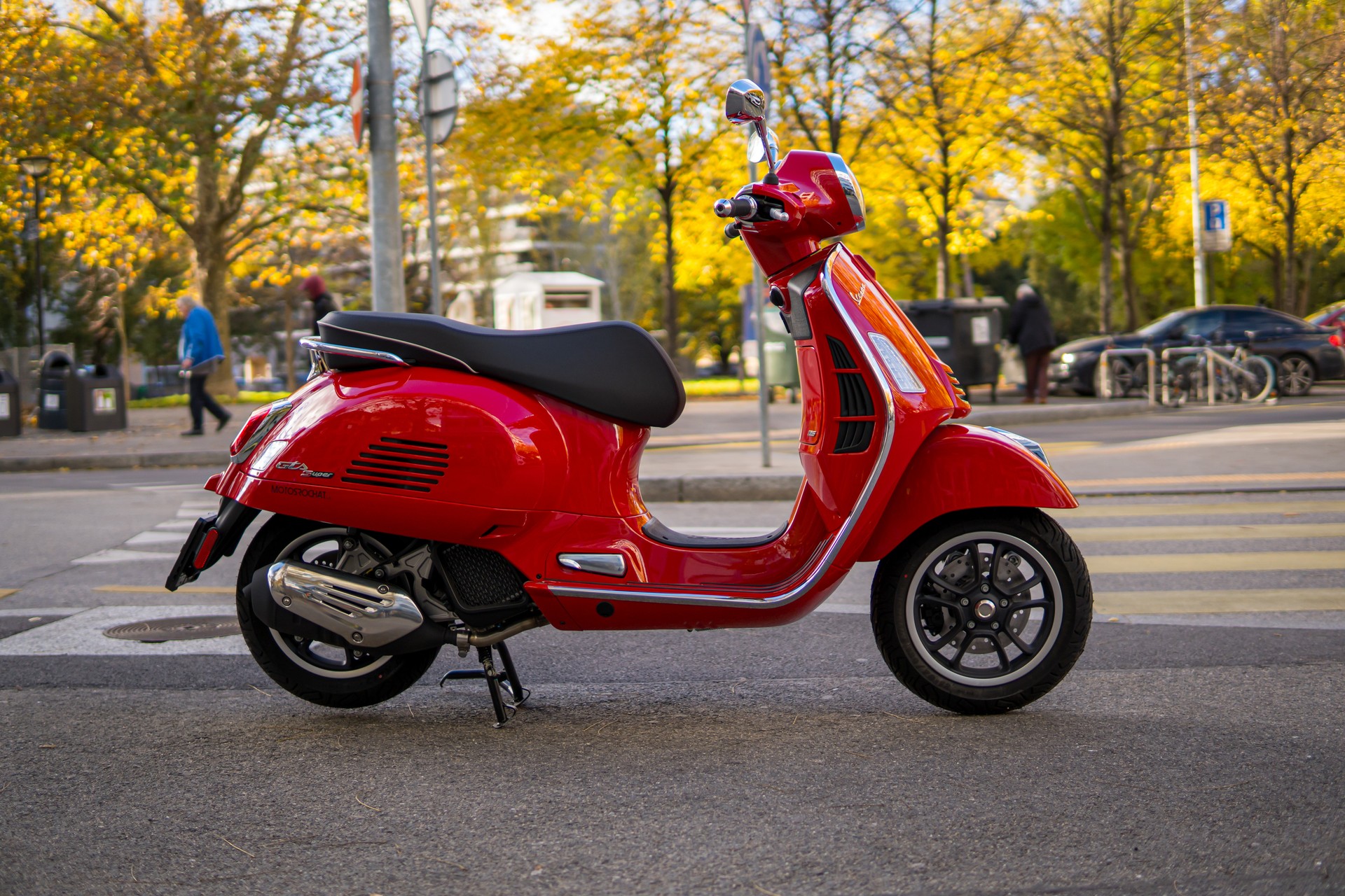 PIAGGIO Vespa GTS 125 Super RST Euro 5+-image-2