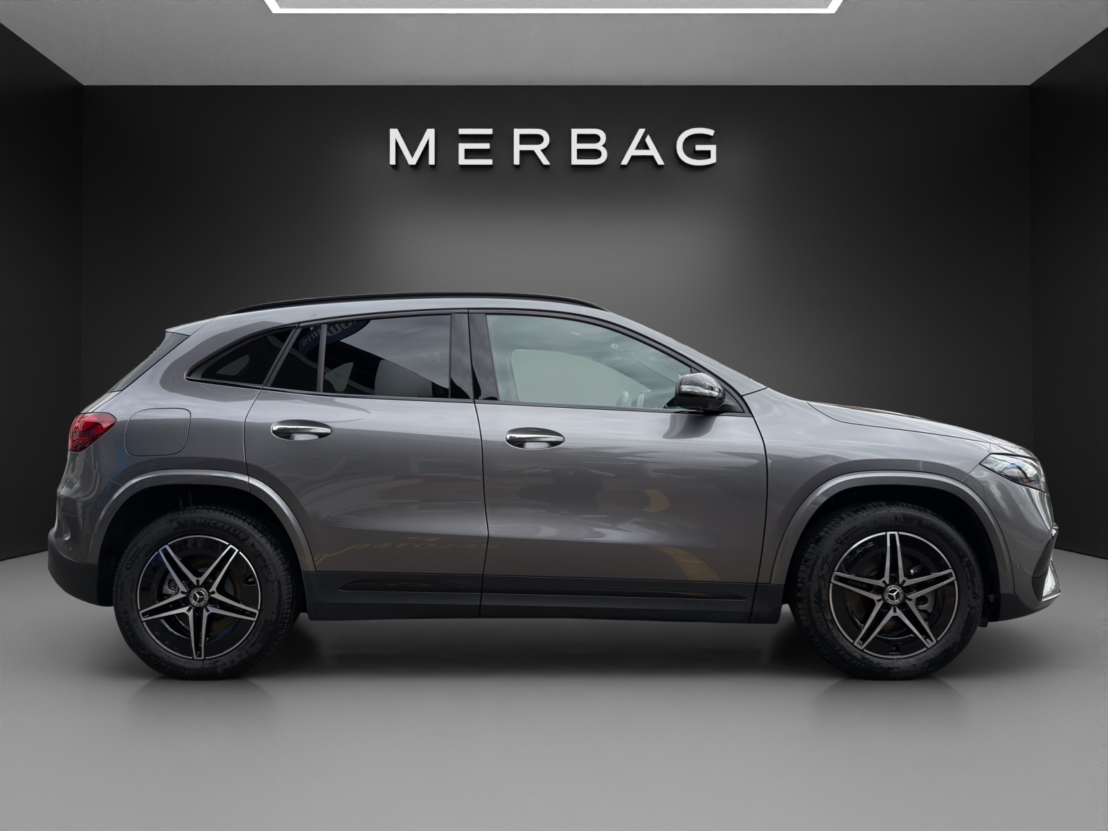 MERCEDES-BENZ EQA 250 66,5kWh-image-1