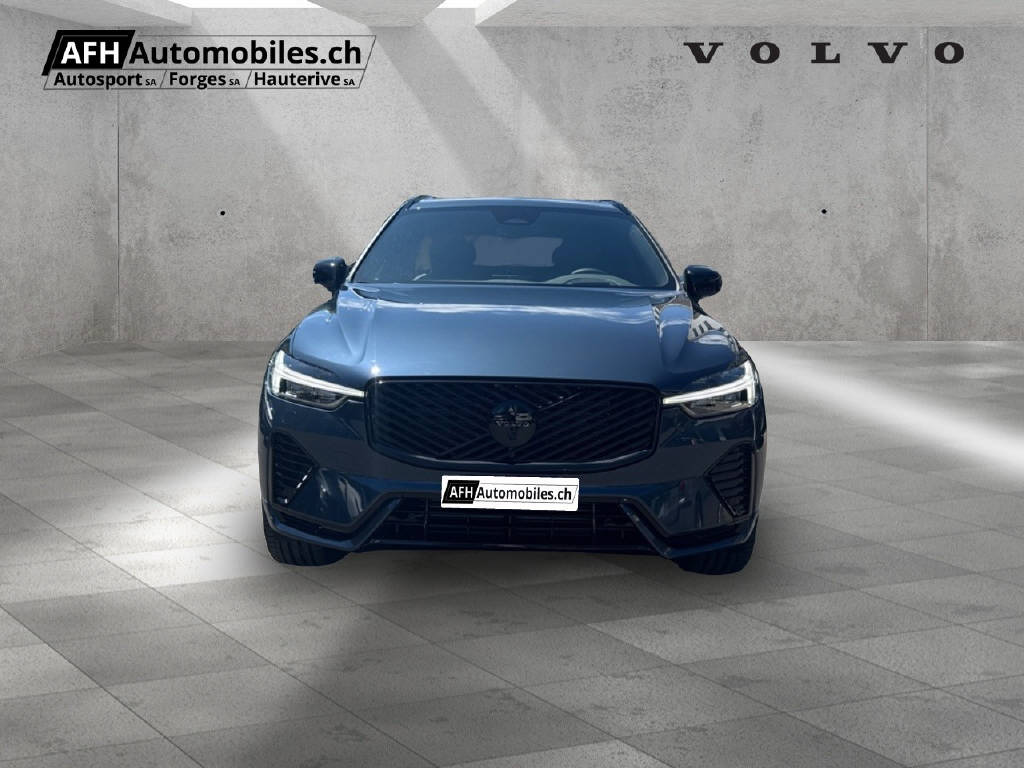 VOLVO XC60 2.0 T6 TE Black Edition eAWD-image-4
