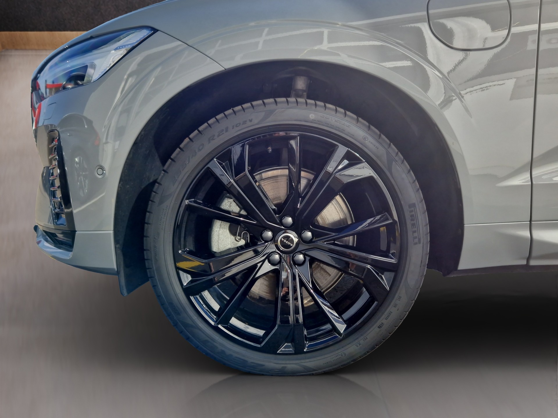 VOLVO XC60 2.0 T6 TE Black Edition eAWD Black Edition-image-16