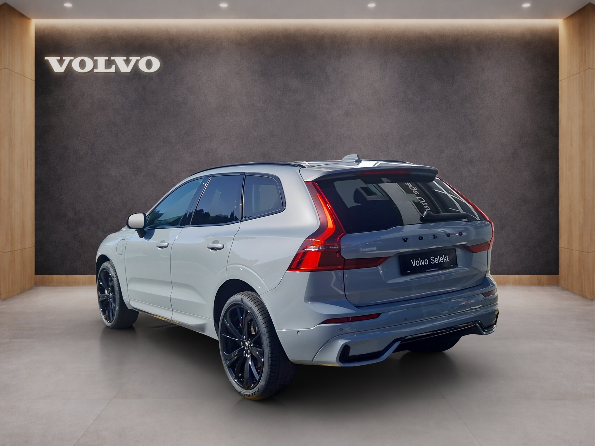 VOLVO XC60 2.0 T6 TE Black Edition eAWD Black Edition-showroom-element-2