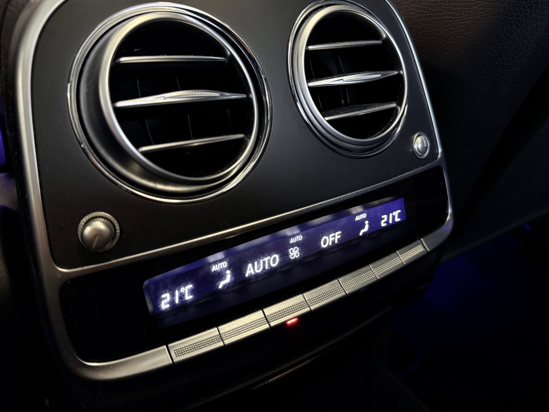 MERCEDES-BENZ S 350 d L 4Matic 9G-Tronic-image-25