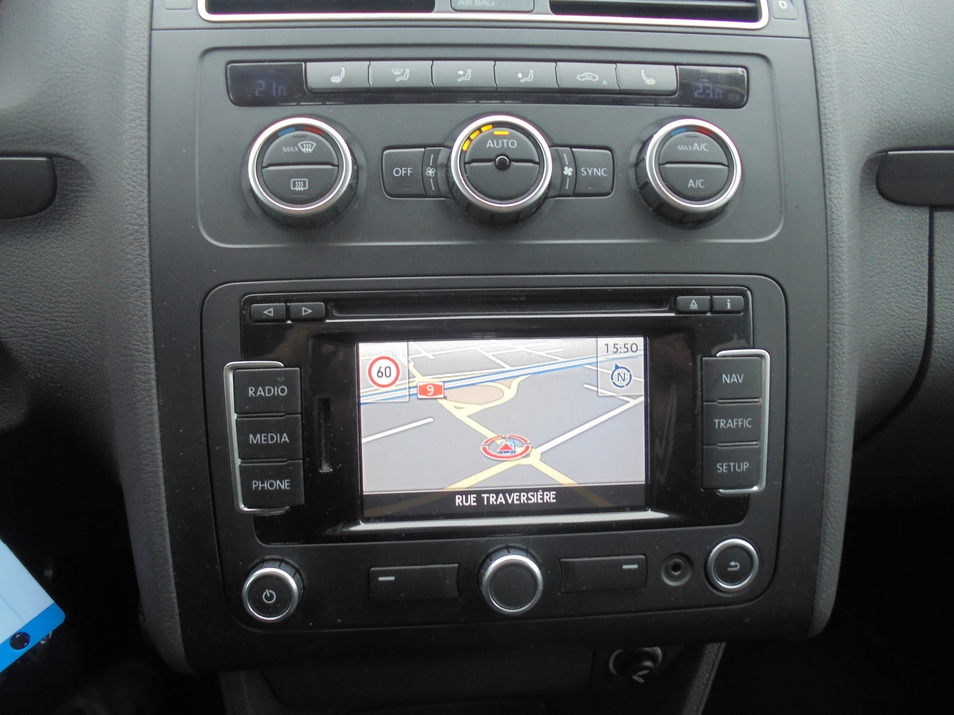 VW Touran 1.6 TDI Comfortline-image-12