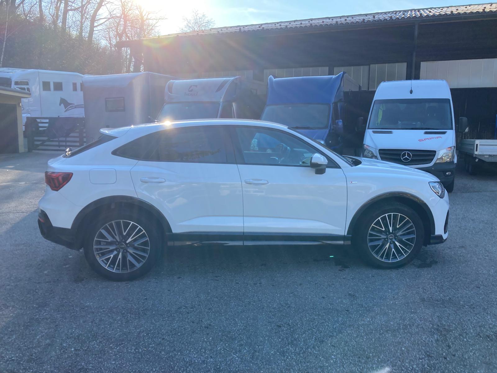 AUDI Q3 Sportback 40 TDI S line Attraction quattro S-tronic-image-7