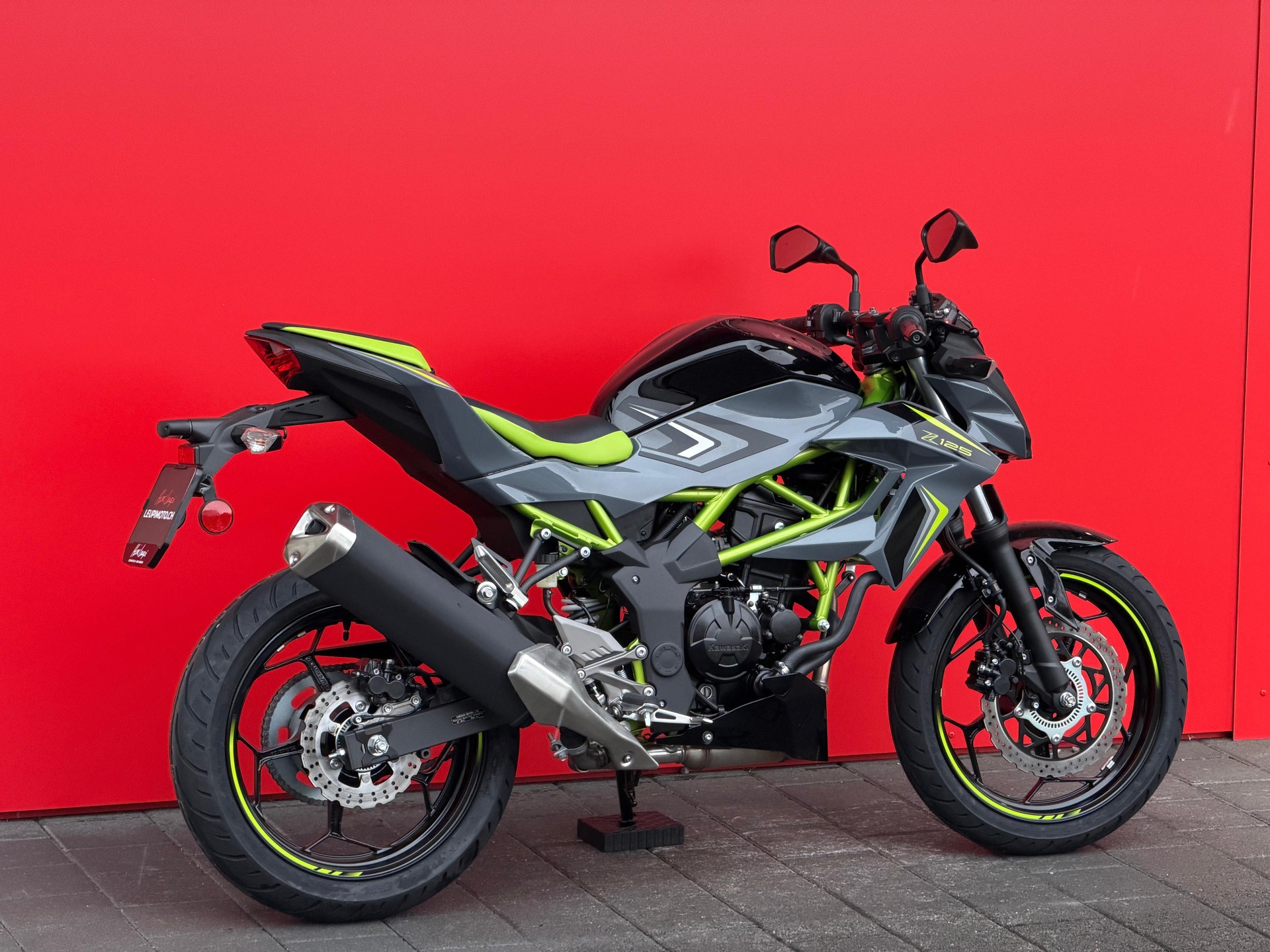 KAWASAKI Z 125-image-2