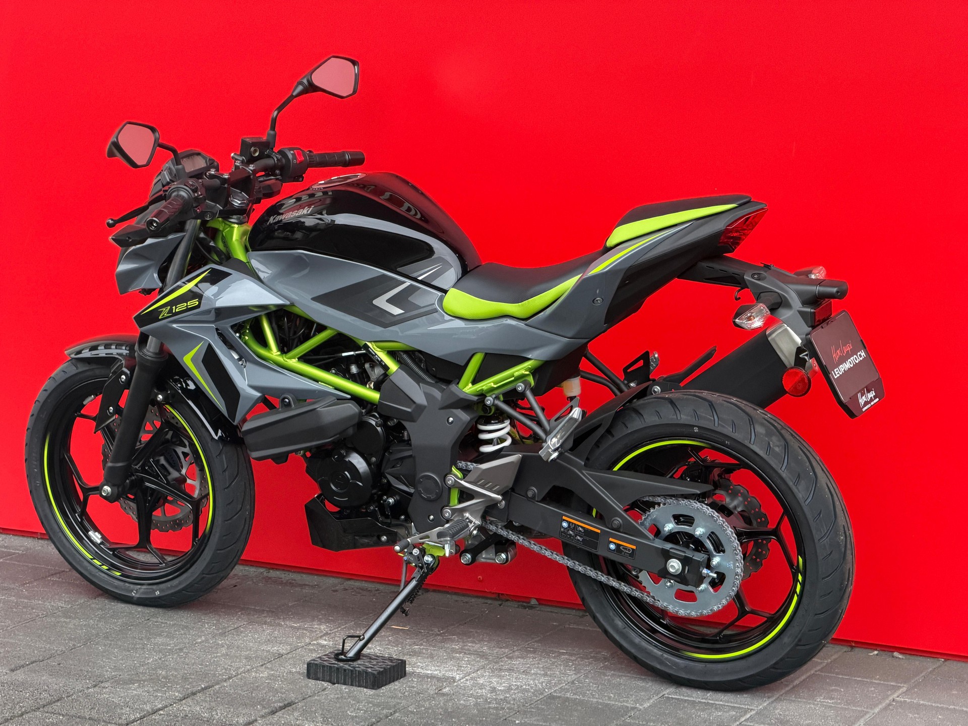 KAWASAKI Z 125-image-7