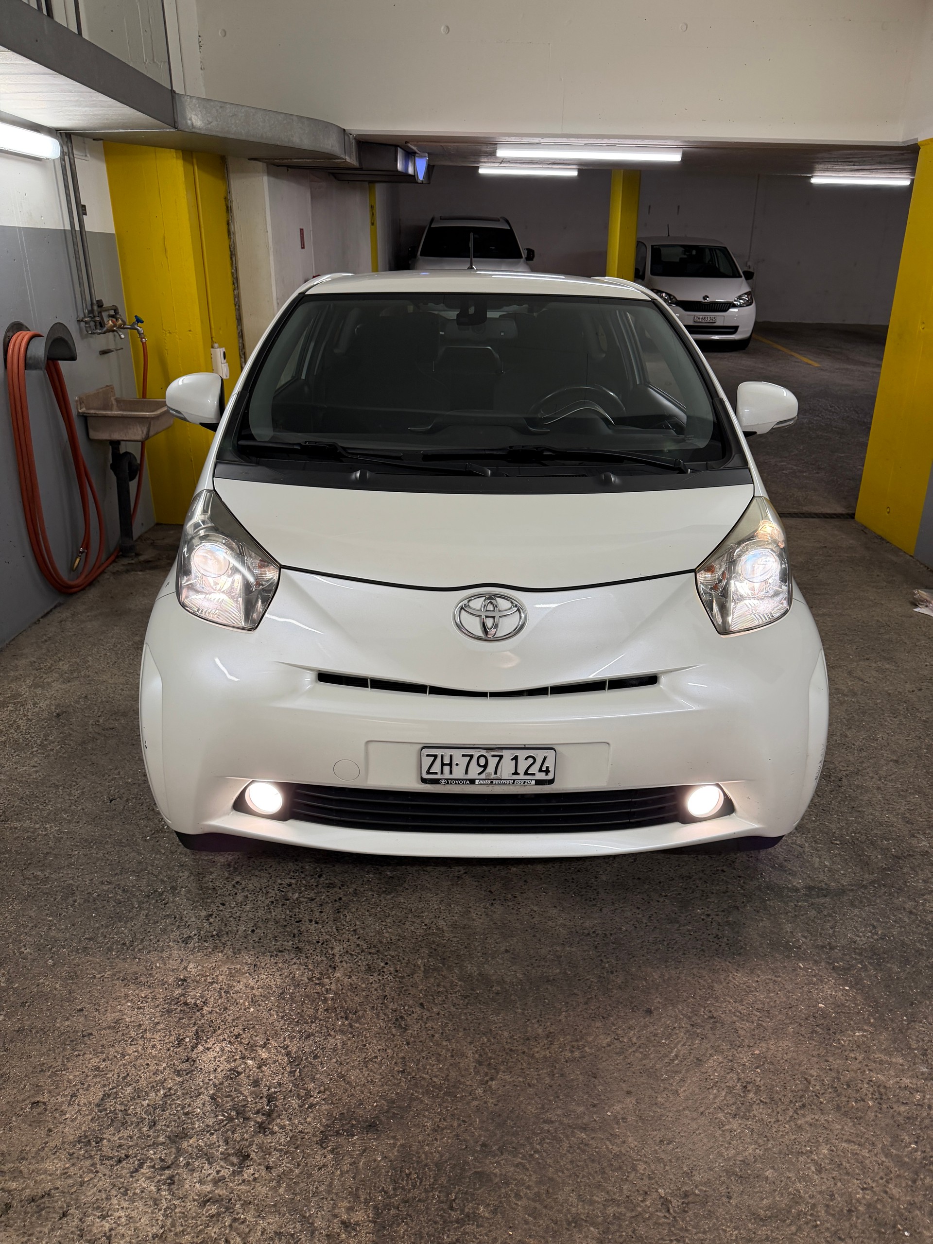 TOYOTA 1.0 VVT-i Q
