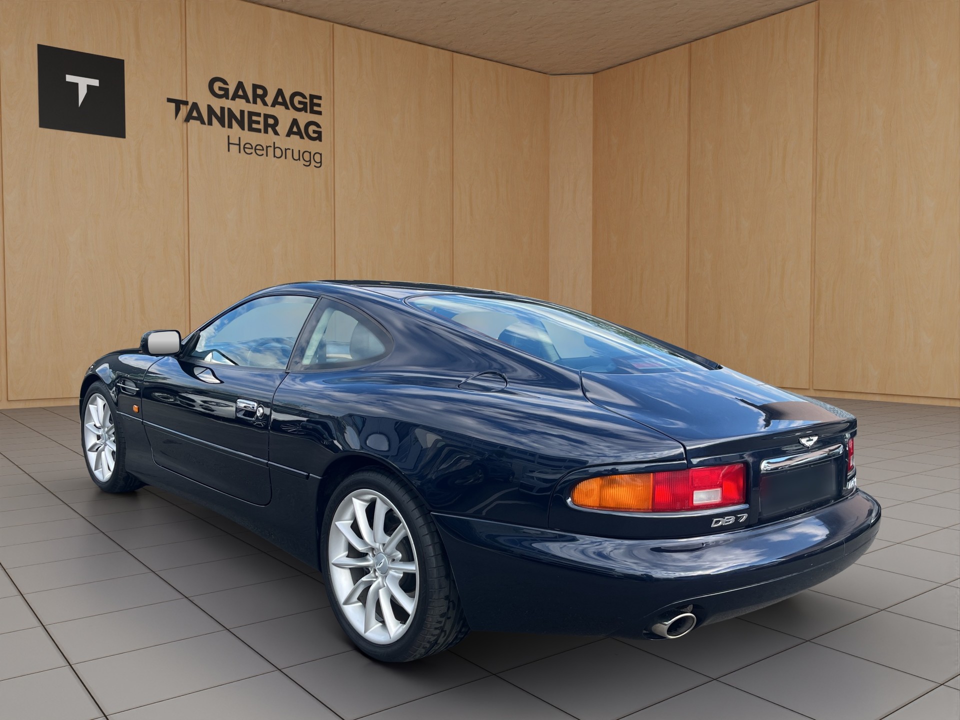 ASTON MARTIN DB7 Vantage-image-5