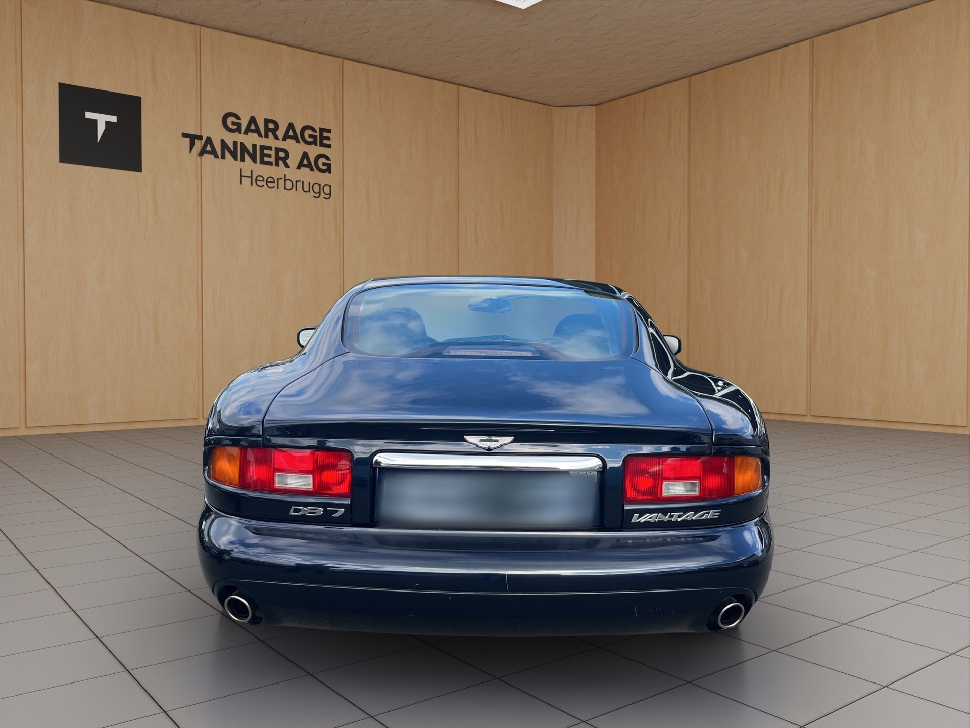 ASTON MARTIN DB7 Vantage-image-7