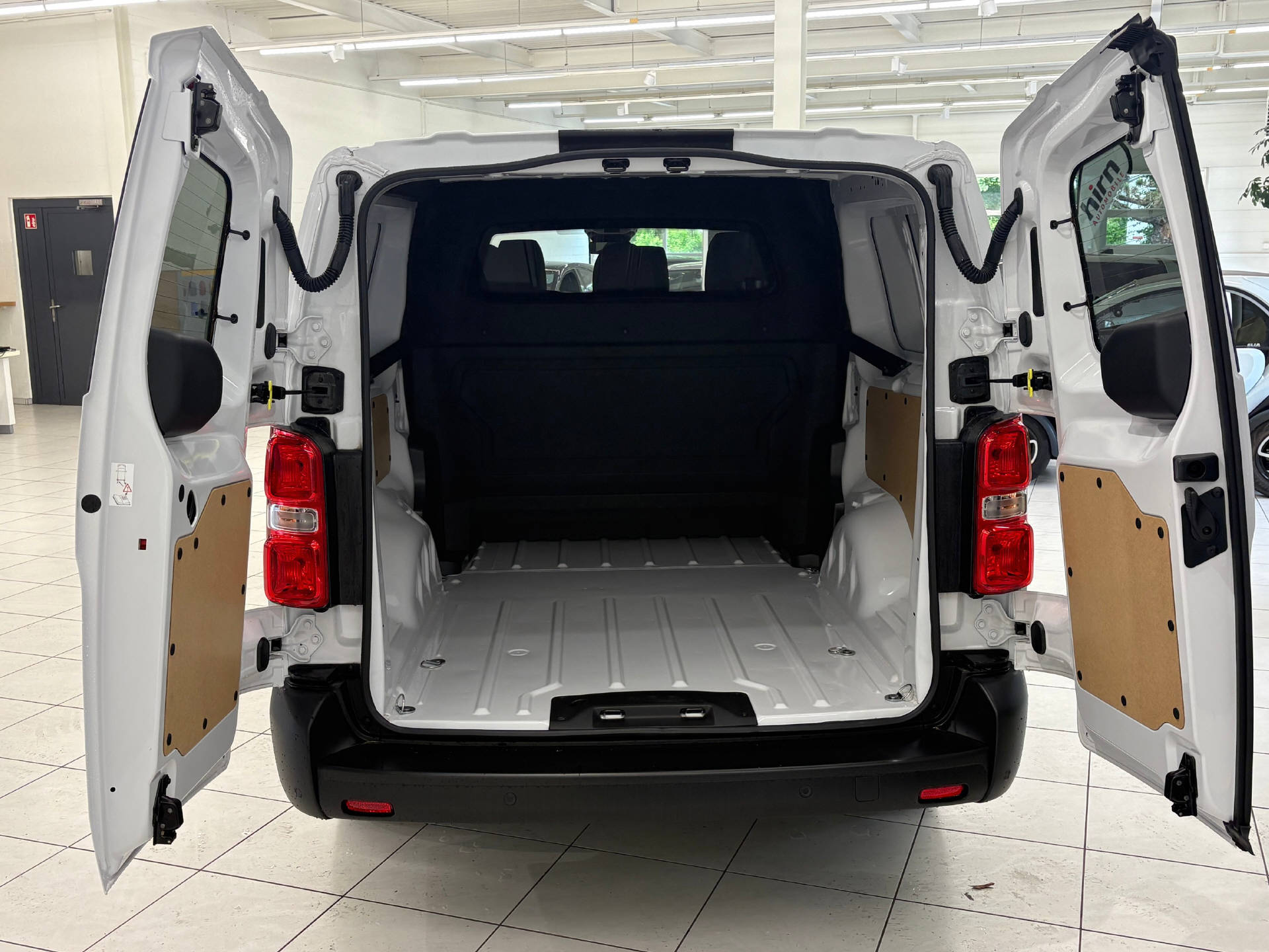 OPEL Vivaro Cargo DK Fix XL 2.0 D 144 S/S-image-9