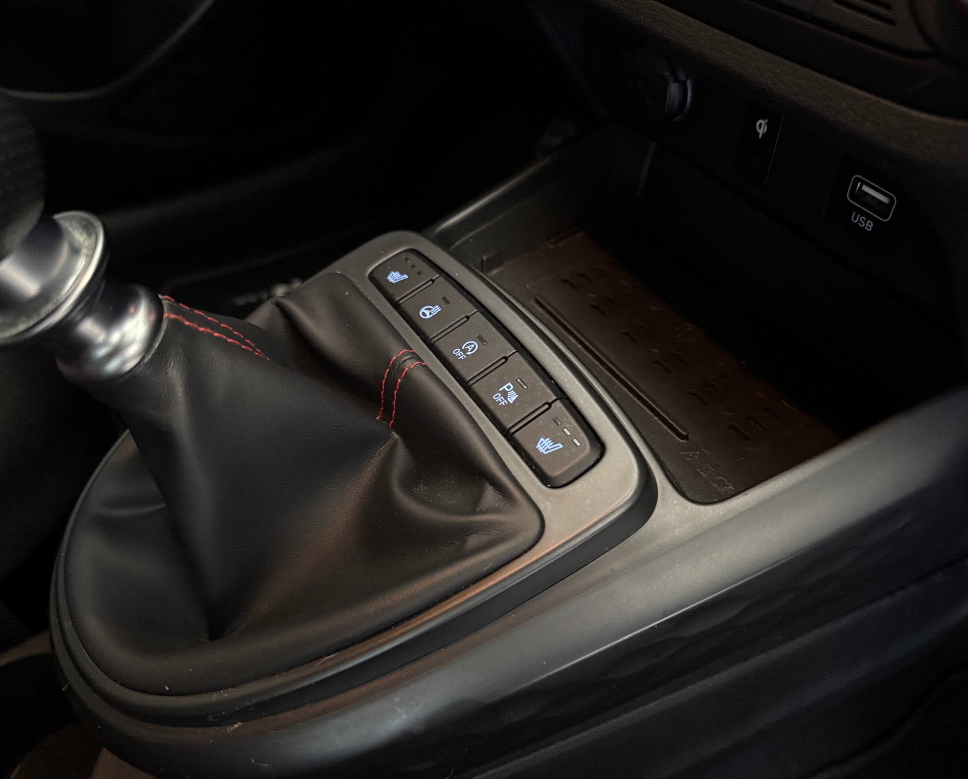 HYUNDAI i10 1.0 T-GDI N Line-image-12
