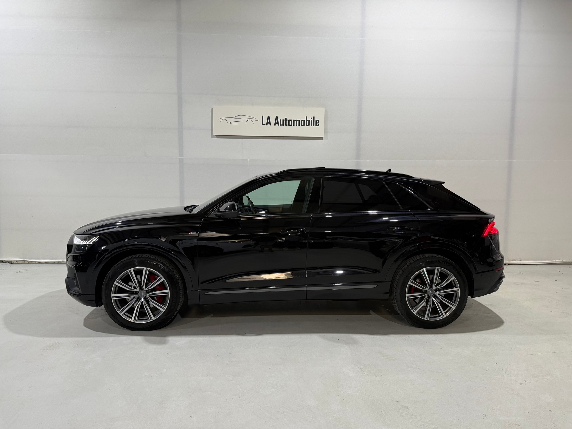 AUDI Q8 50 TDI S Line quattro tiptronic-image-2