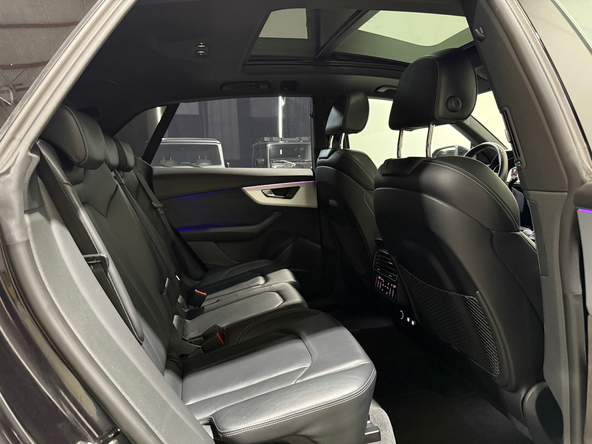 AUDI Q8 50 TDI S Line quattro tiptronic-image-14