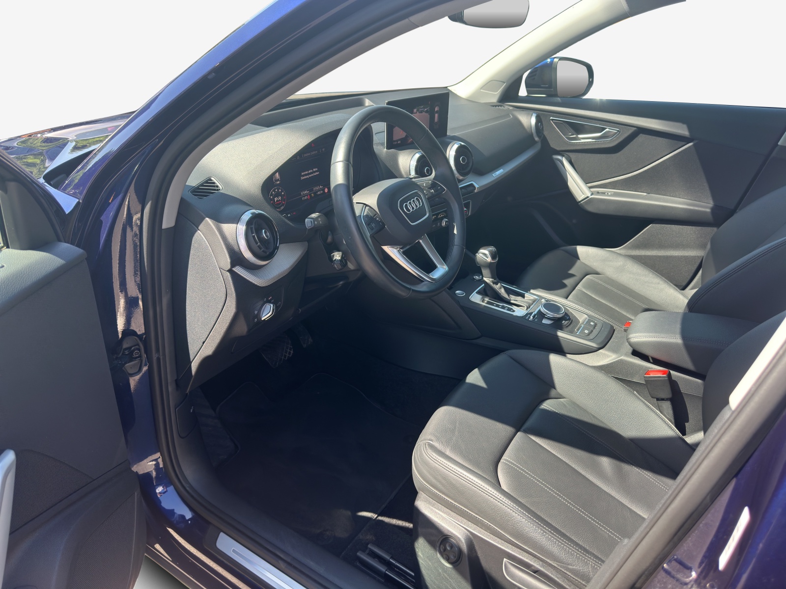 AUDI Q2 35 TFSI advanced S-tronic-image-15