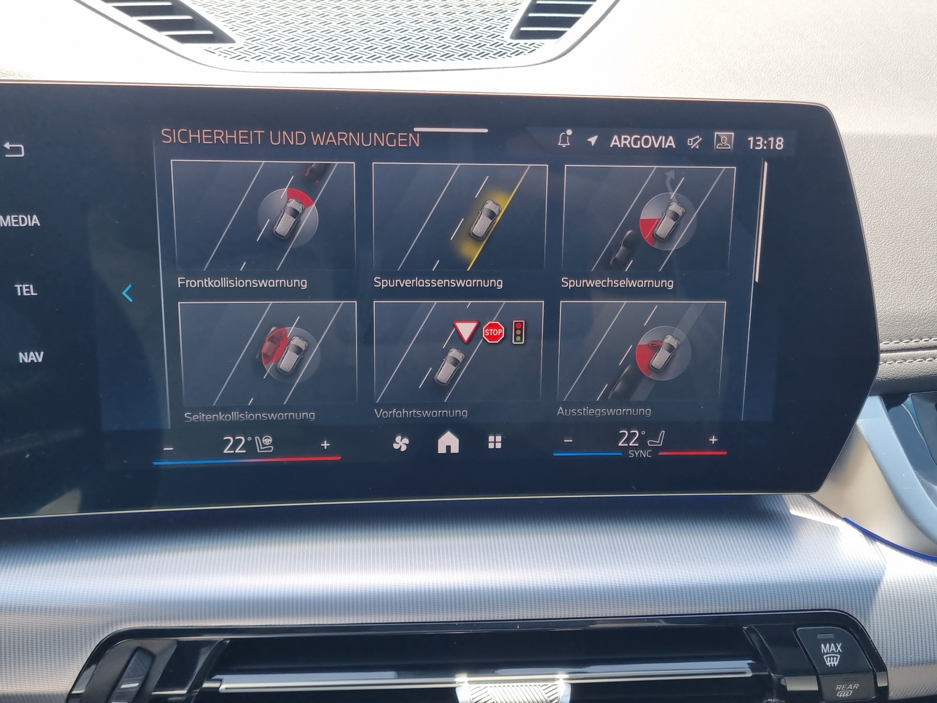 BMW iX1 xDrive 30 M Sport Pro-image-23