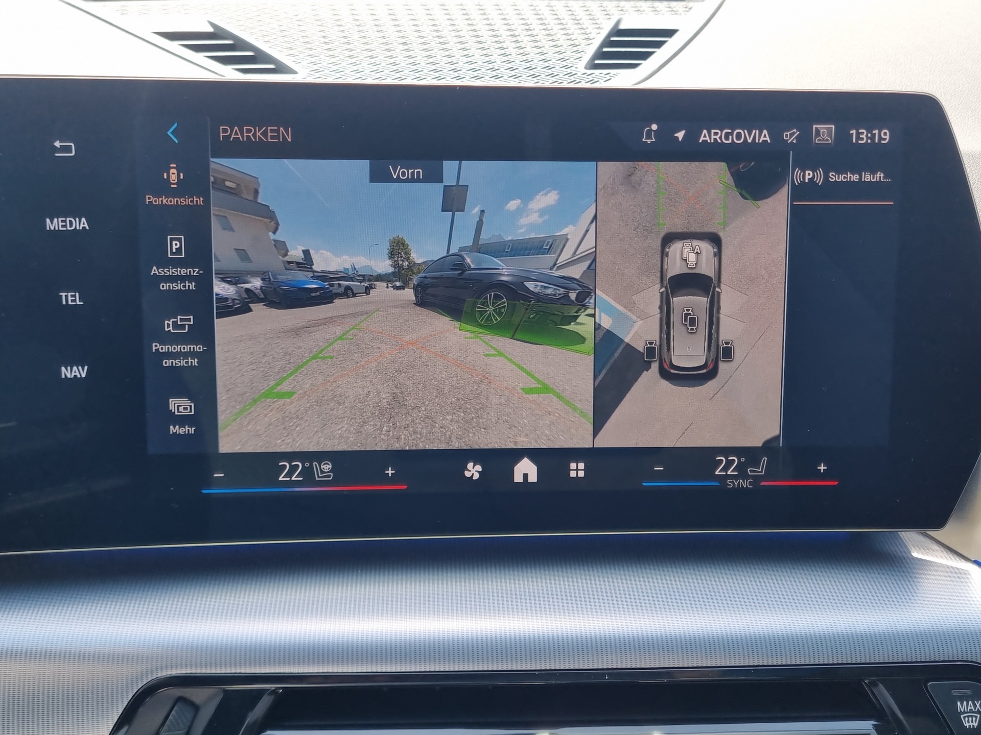 BMW iX1 xDrive 30 M Sport Pro-image-24