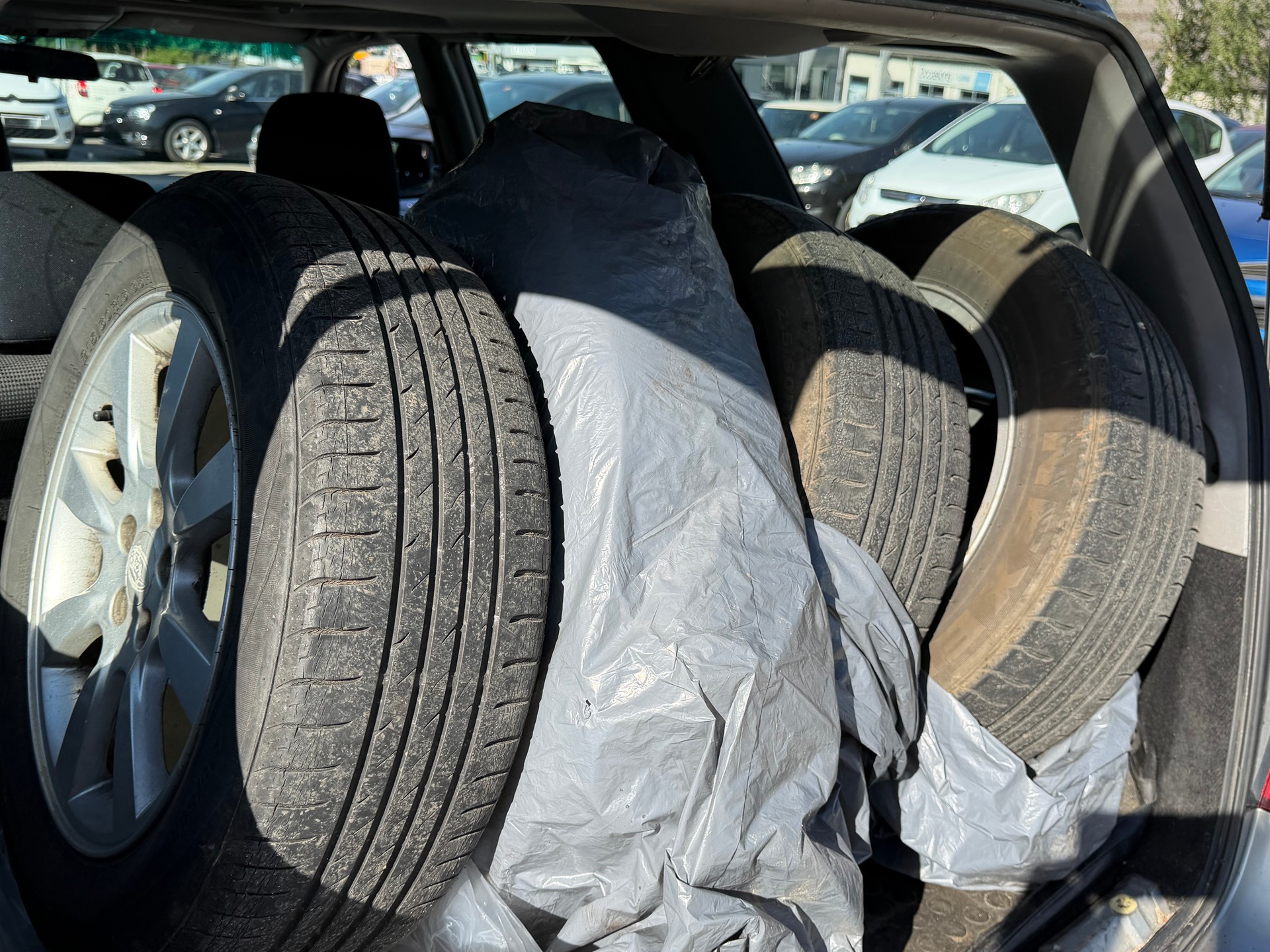 SUBARU Forester 2.0X (Swiss)-image-6