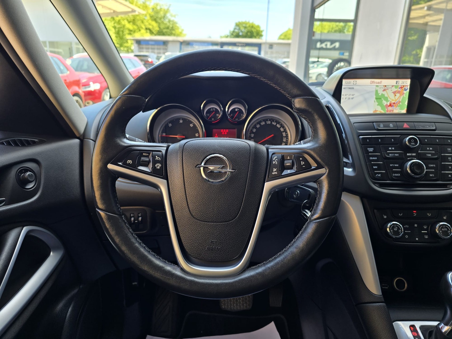 OPEL Zafira Tourer 2.0 CDTi Cosmo Automatic-image-10