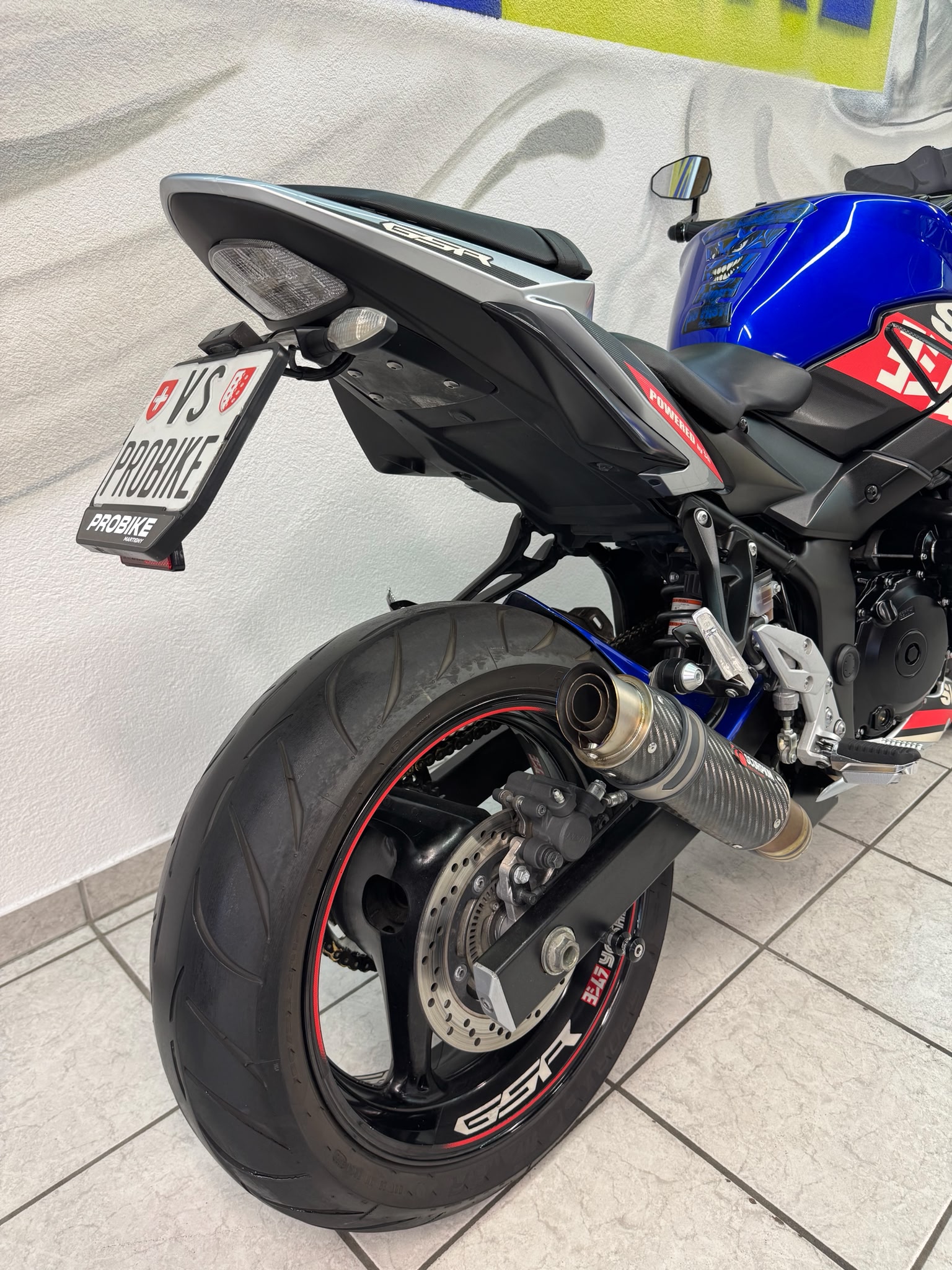 SUZUKI GSR 750 ABS edition-image-7