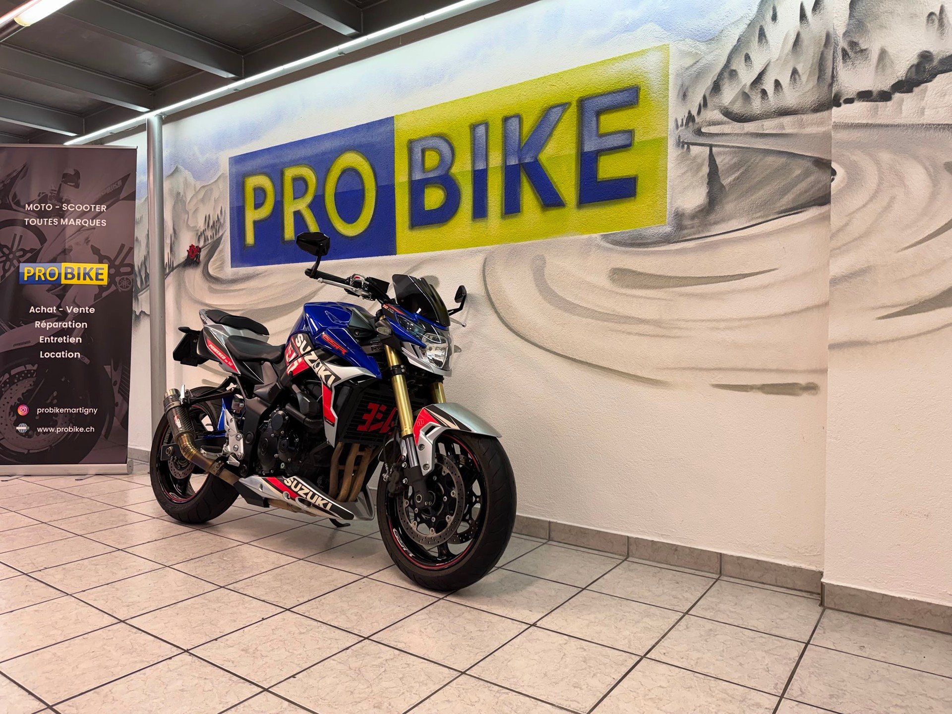 SUZUKI GSR 750 ABS edition-image-0