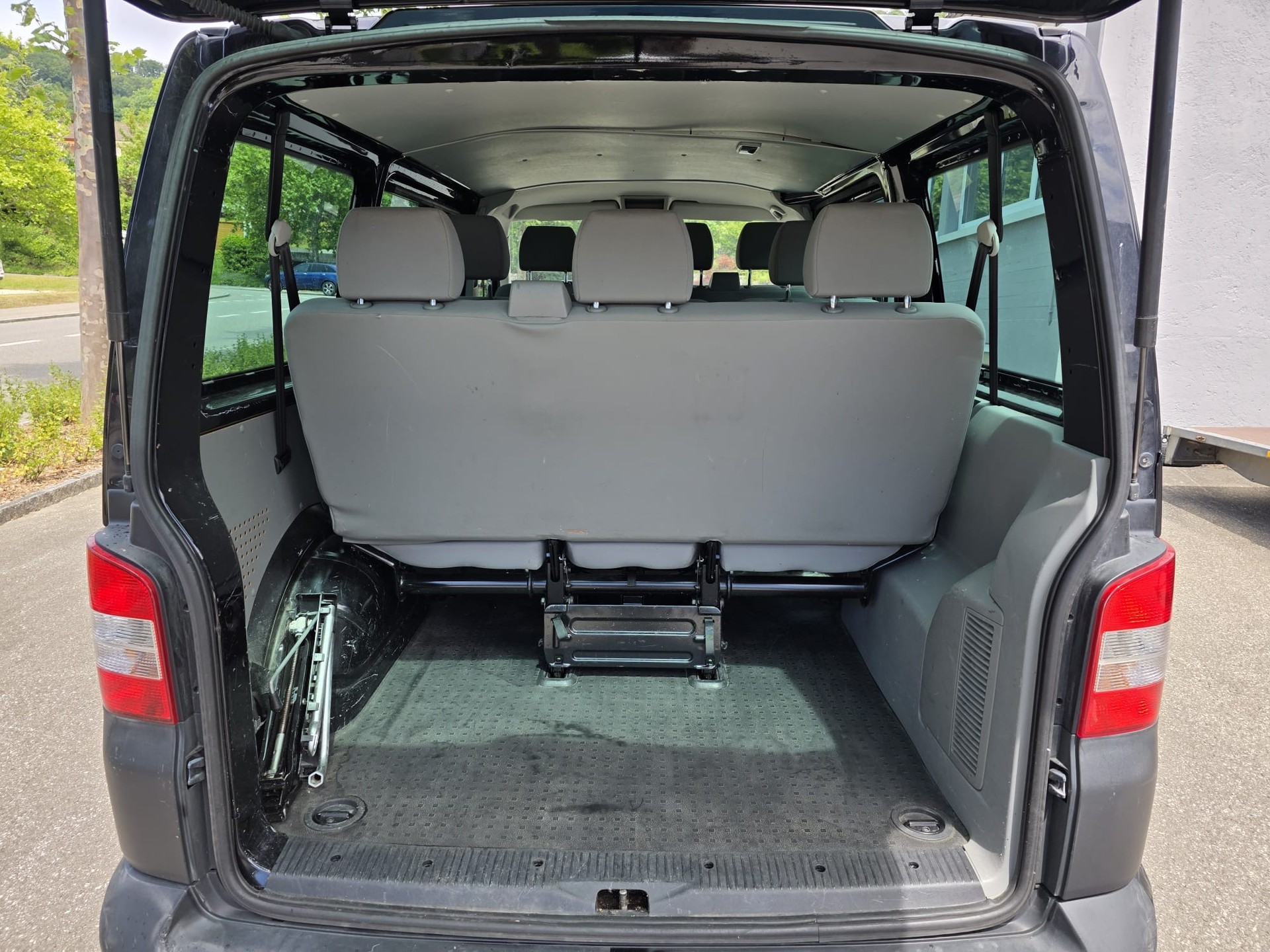VW T5 2.0 TDI BMT 4Motion-image-10