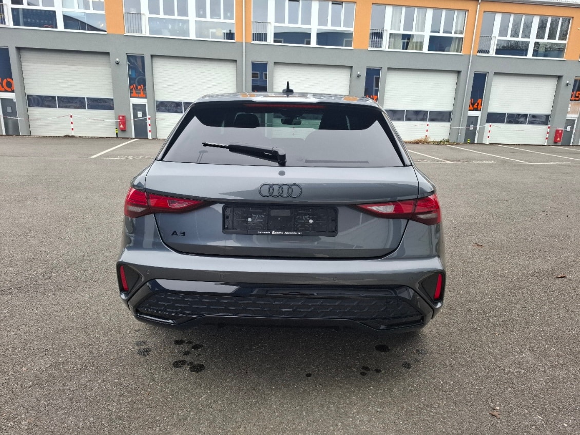 AUDI A3 Sportback 1.5 45 TFSI Plug-in-Hybrid S Line S-Tronic-image-5