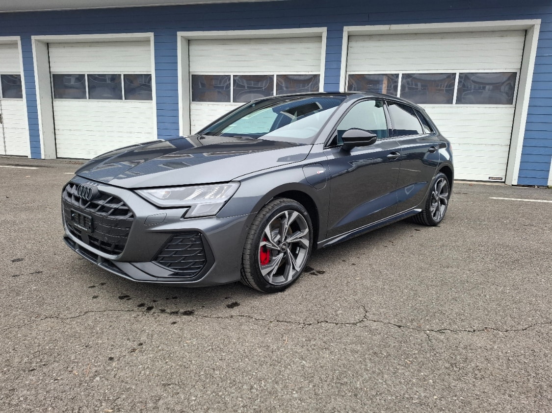 AUDI A3 Sportback 1.5 45 TFSI Plug-in-Hybrid S Line S-Tronic-image-1