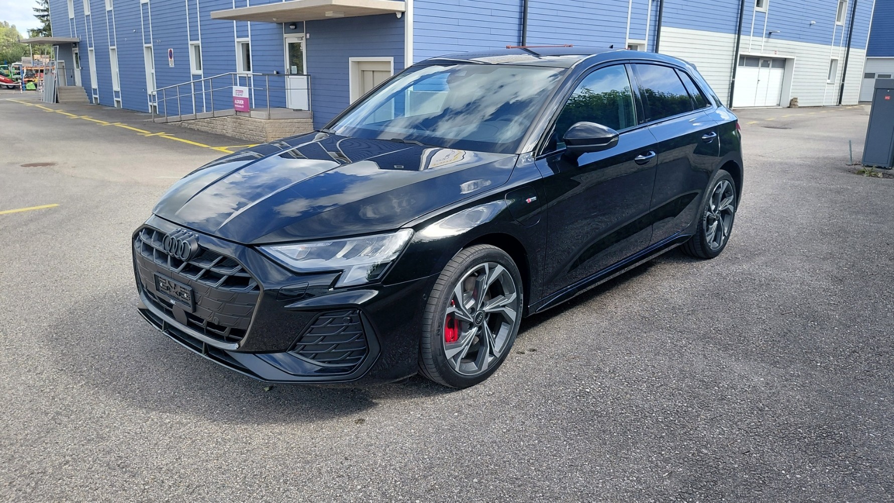 AUDI AUDI AUDI A3 Sportback 1.5 45 TFSI Plug-in-Hybrid S Line S-Tronic-image-2