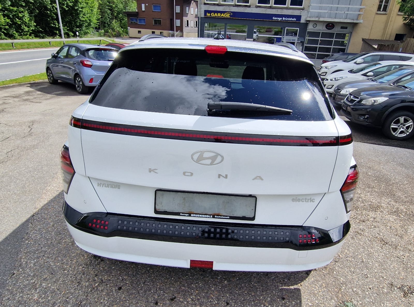 HYUNDAI Kona EV 65.4 kWh Origo-image-4