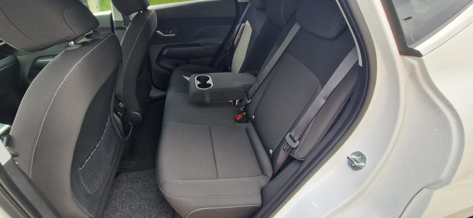 HYUNDAI Kona EV 65.4 kWh Origo-image-9