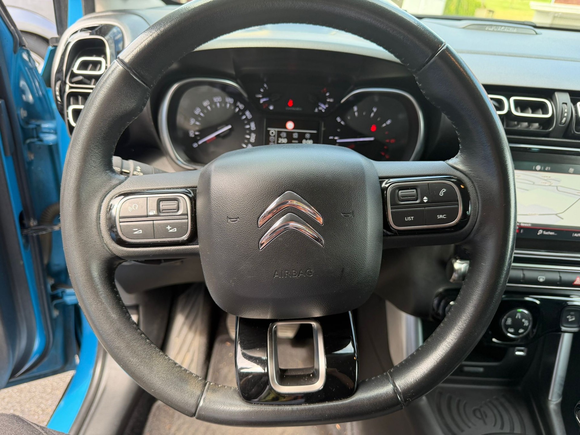 CITROEN C3 Aircross 1.5 BlueHD Feel-image-15