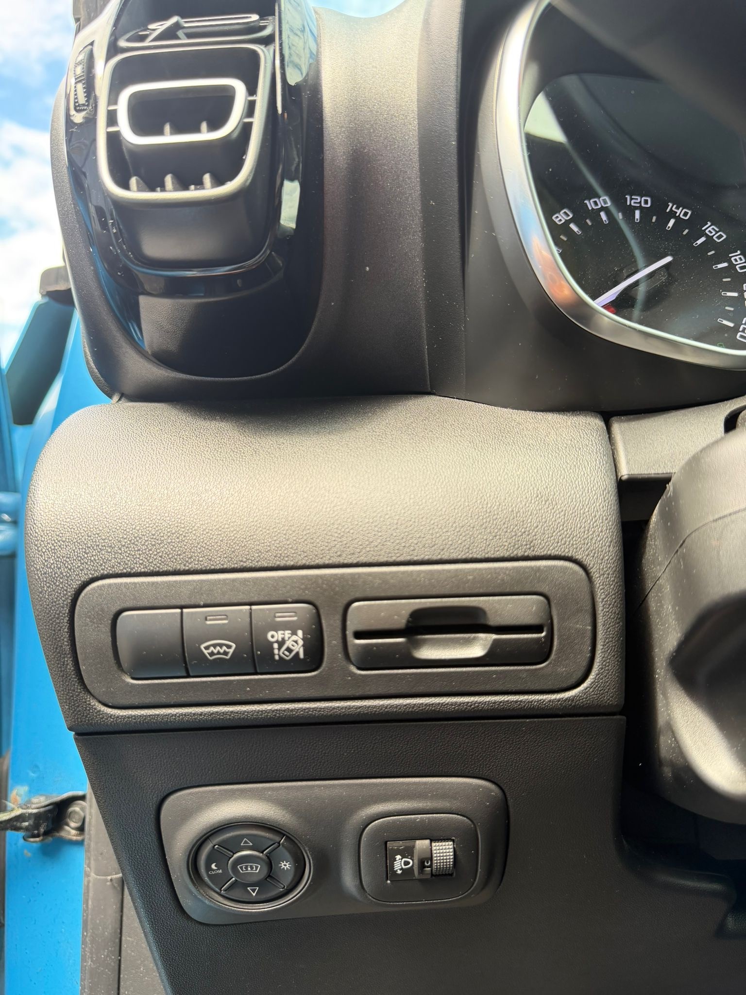 CITROEN C3 Aircross 1.5 BlueHD Feel-image-13