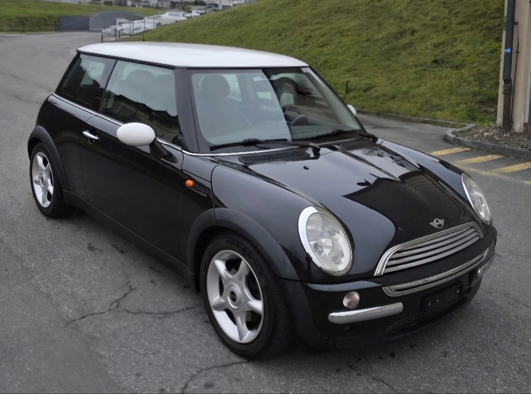 MINI Cooper-image-1