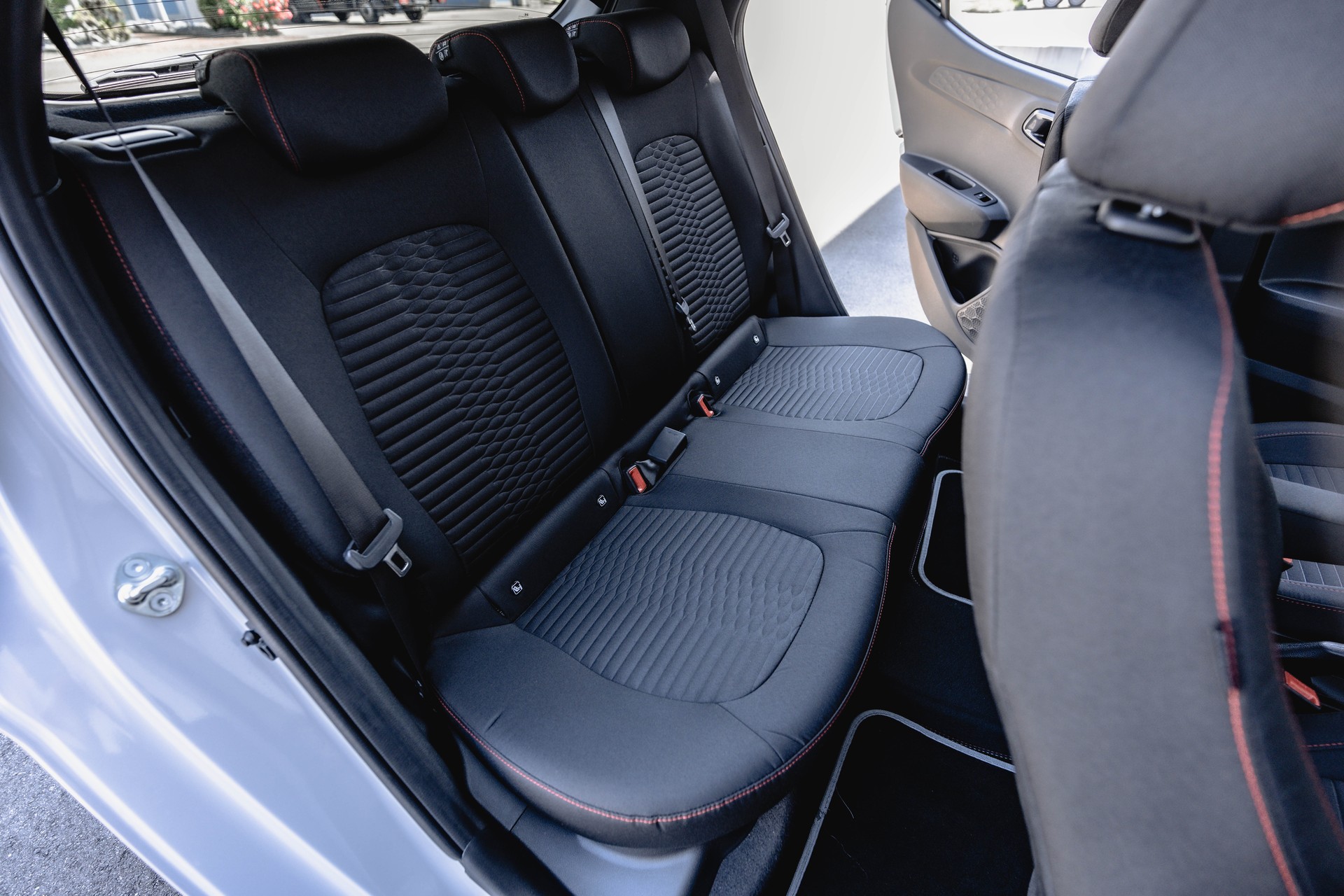 HYUNDAI i10 1.0 T-GDi PE N-Line * Neuwertiger Zustand * traumhafte Ausstattung * Werksgarantie *-image-14