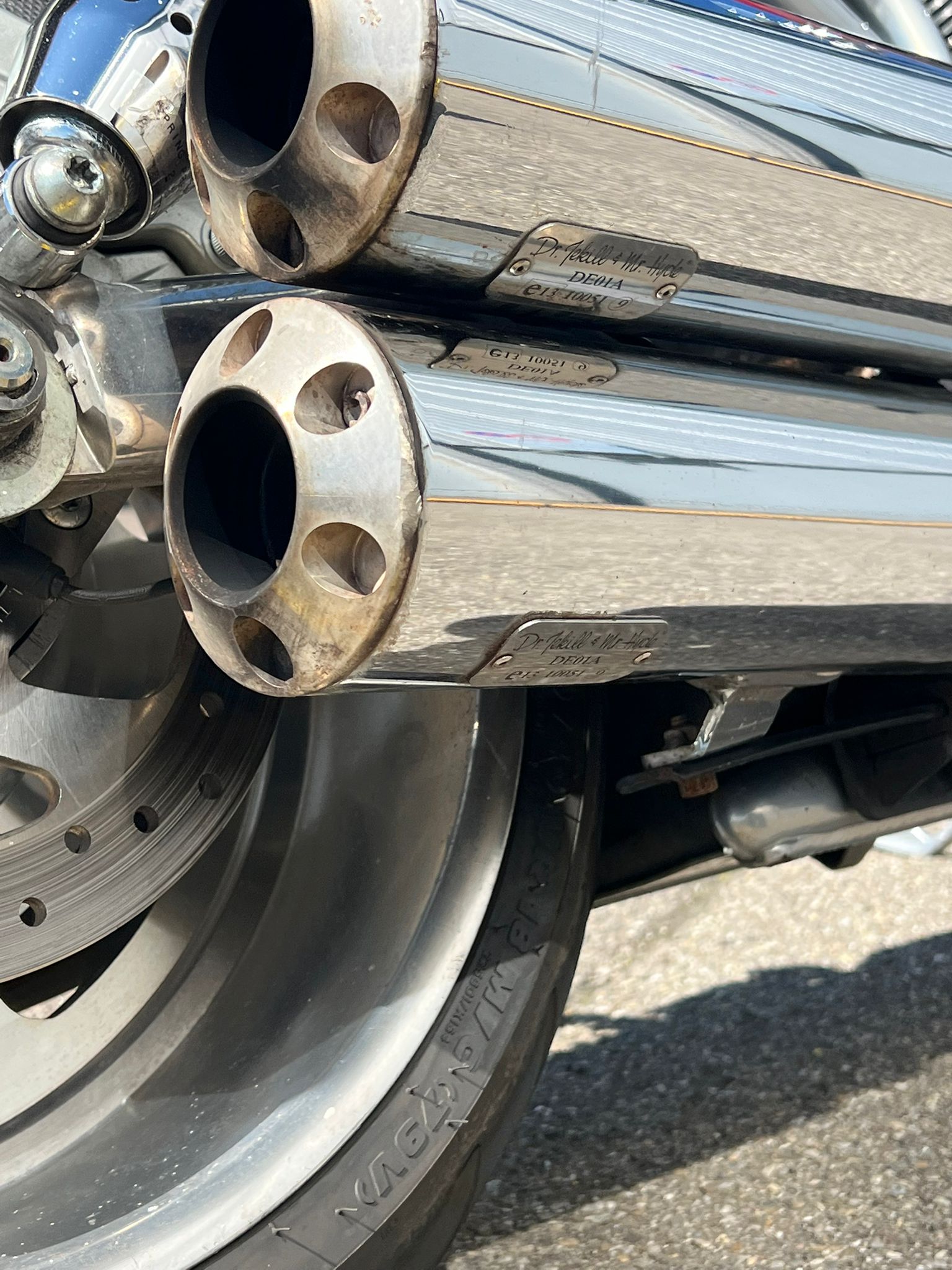 HARLEY-DAVIDSON VRSCAW V-Rod ABS-image-8