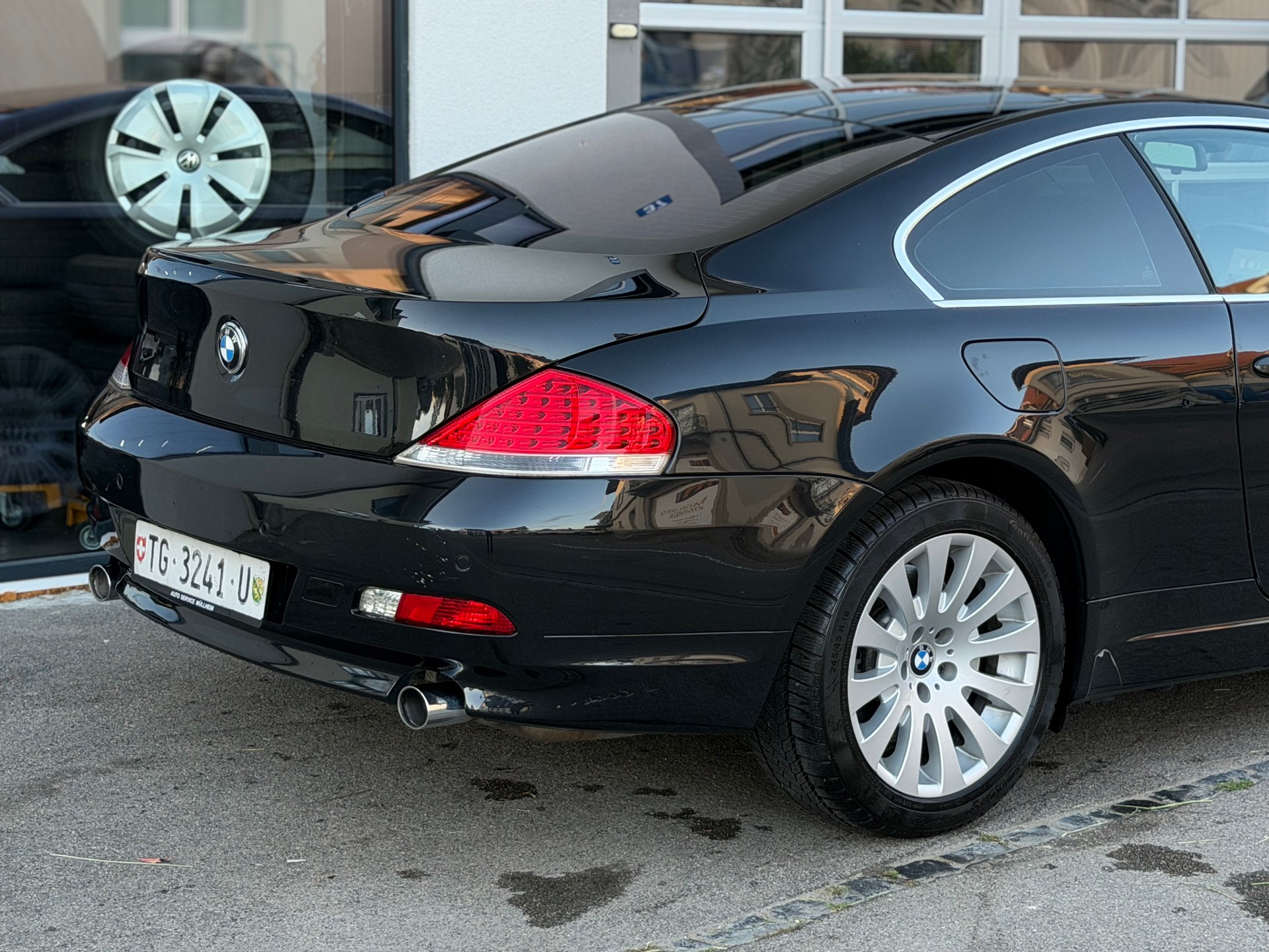 BMW 645Ci Coupé | V8 333PS | Automat | Leder | Glasdach | CH-Fahrzeug-image-8