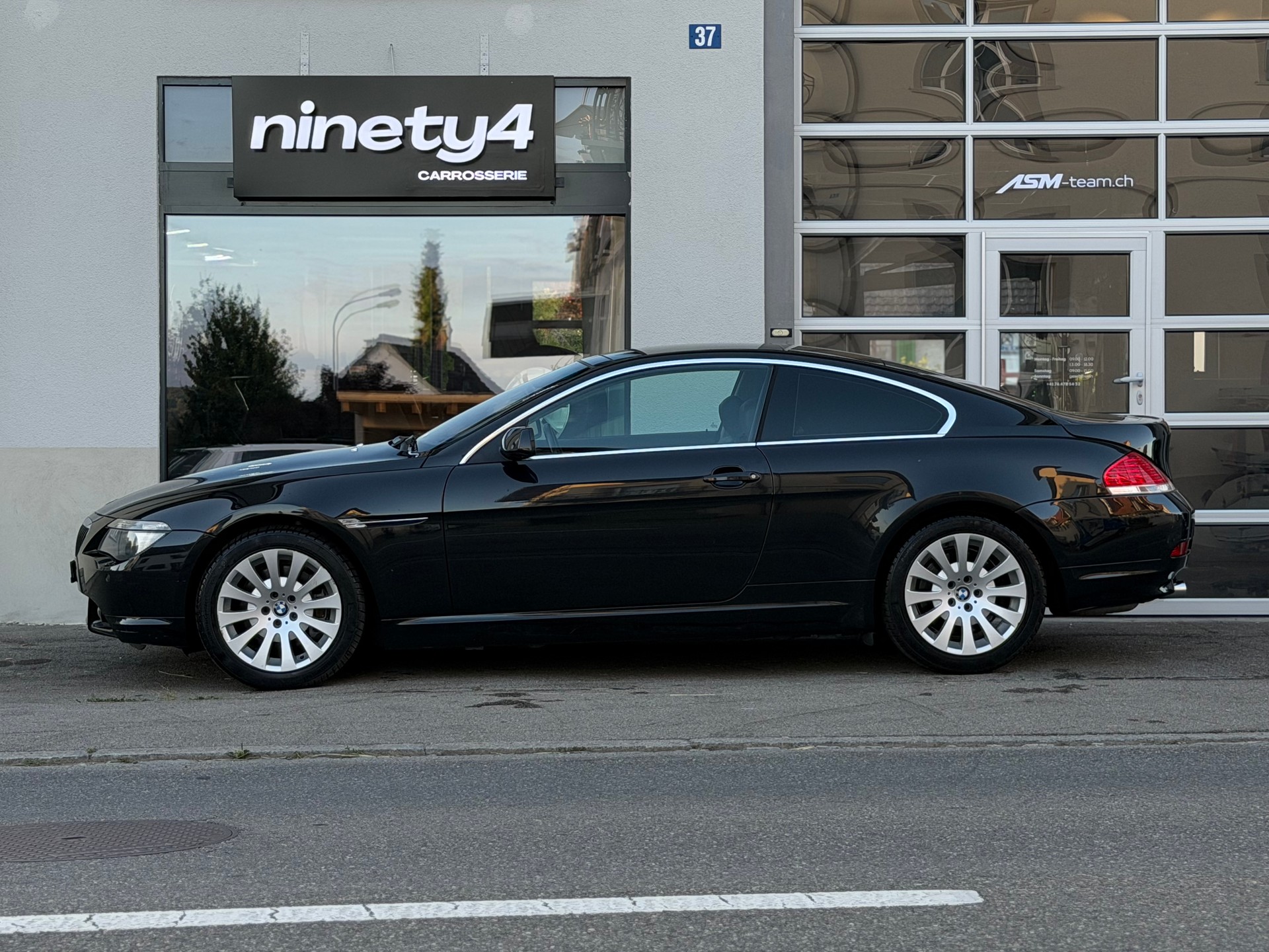 BMW 645Ci Coupé | V8 333PS | Automat | Leder | Glasdach | CH-Fahrzeug-image-5