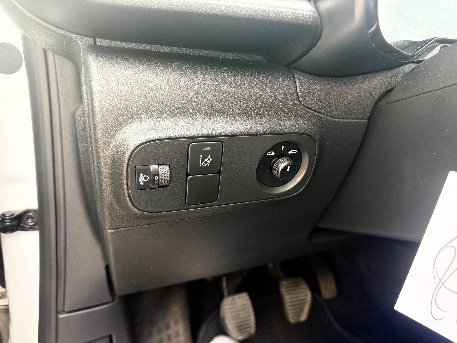 CITROEN C3 1.2i PureTech Feel-image-9