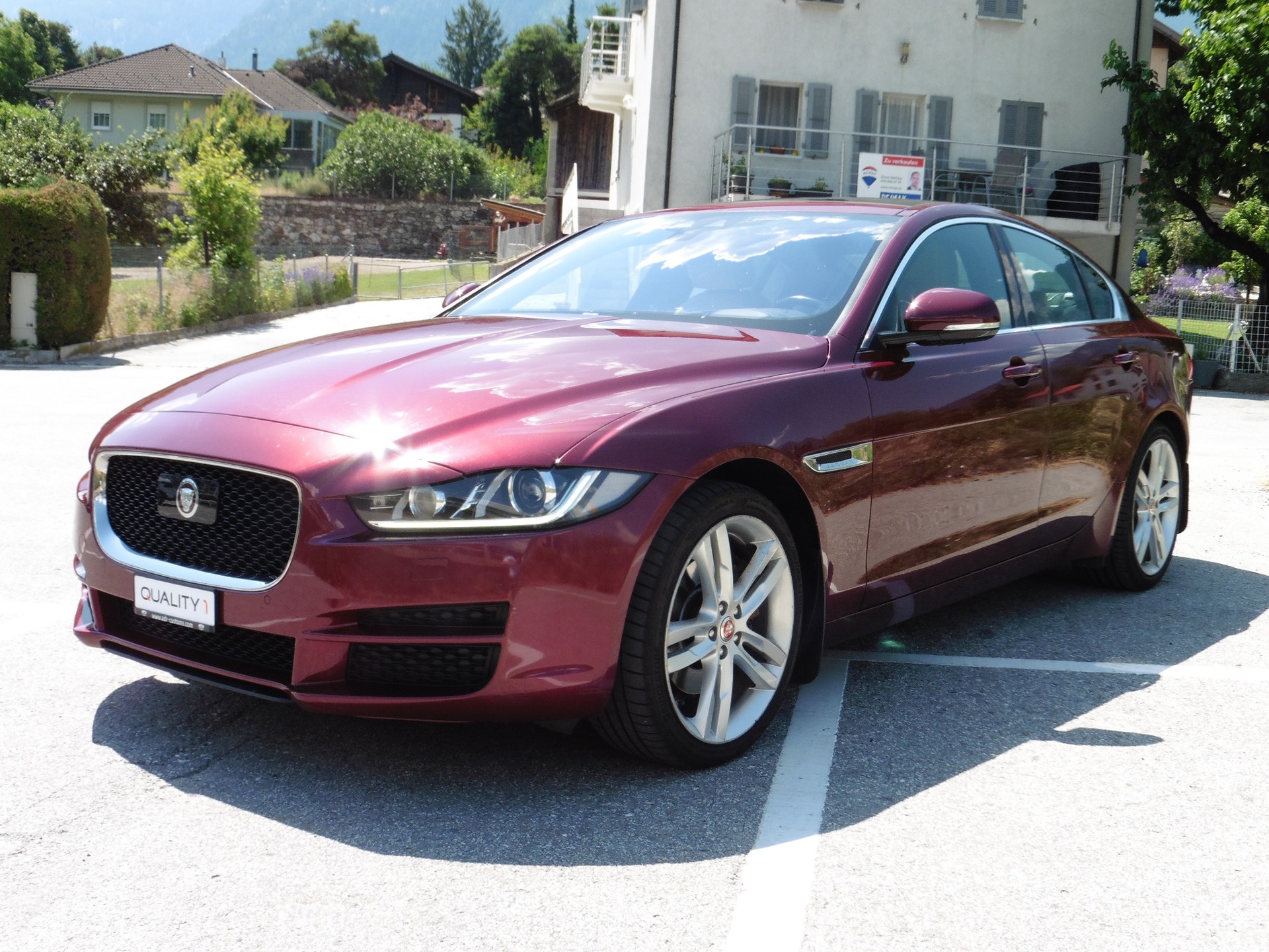 JAGUAR XE 20d Prestige AWD Automat